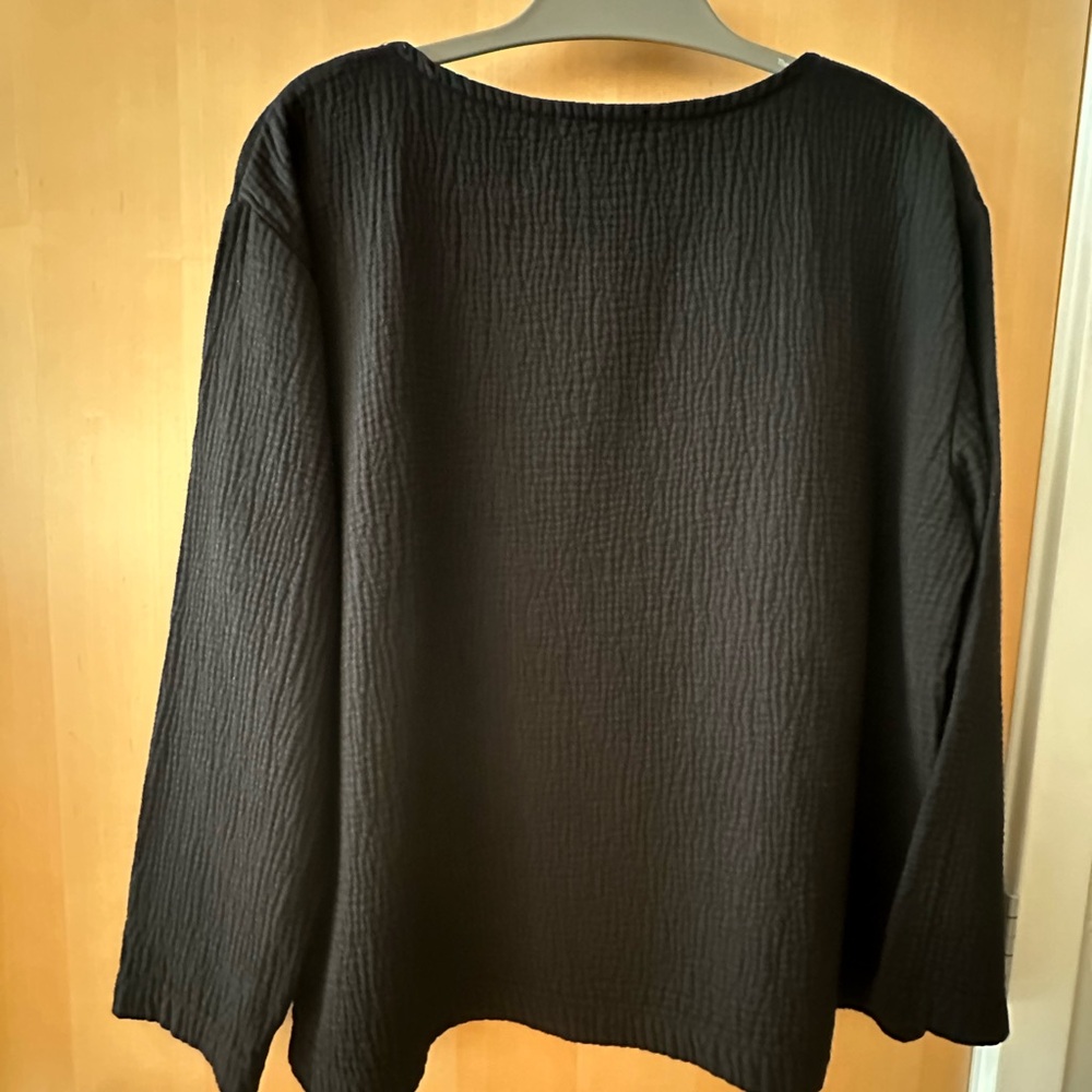 Heavyweight Sweater by Black Crane